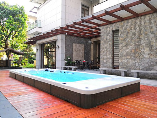 家用游泳池如何實現游不到頭？