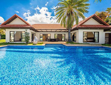 泳池水處理設(shè)備砂缸過濾流量受哪些因素影響?