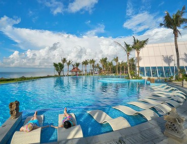 無邊際泳池真的永遠游不到邊?看完你就知道