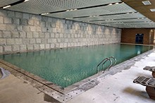 恒溫泳池設備空氣源熱泵可以用于哪些地方? alt=