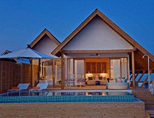 空氣源熱泵熱水機(jī)為何是泳池加熱設(shè)備首選?