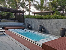 為什么要擁有一個無邊際泳池機？四大理由夠不夠[戴高樂泳池設備]