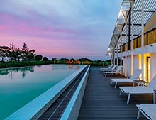 在家建一個(gè)無邊際泳池多少錢?這幾點(diǎn)務(wù)必考慮清楚[戴高樂泳池設(shè)備]