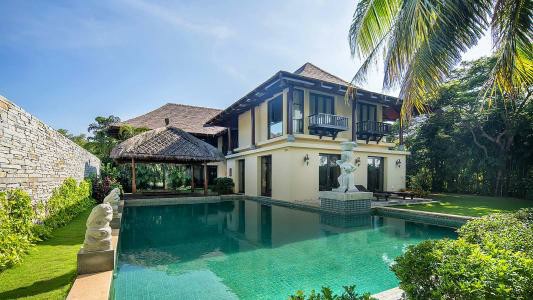 感覺新建泳池太小了?來了解一下這款無邊際泳池機組吧——戴高樂泳池設備