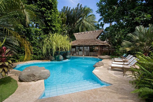 不受空間限制還能無限暢游的無邊際泳池它來了！——戴高樂泳池設備