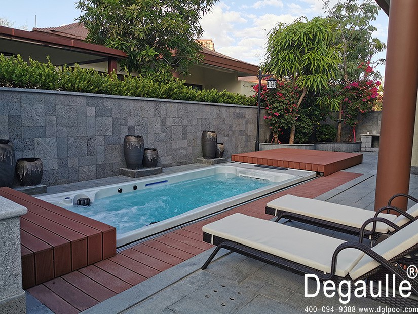 安裝私家別墅泳池不妨來看一下無邊際泳池加保溫蓋這個神仙組合吧!——戴高樂泳池設備