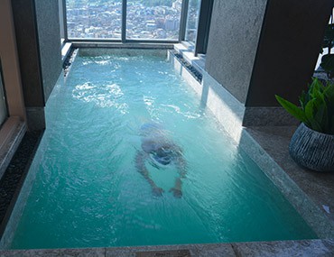 想在家自建10米的游泳池要怎么做?大約需要多少錢呢?