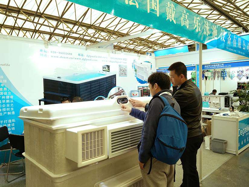 戴高樂泳池設備 戴高樂泳池設備