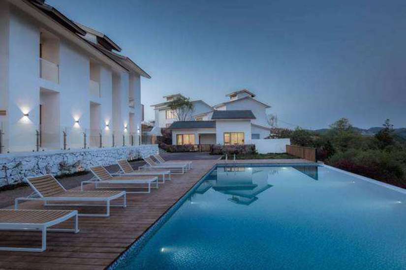 無(wú)邊際泳池 無(wú)邊際泳池