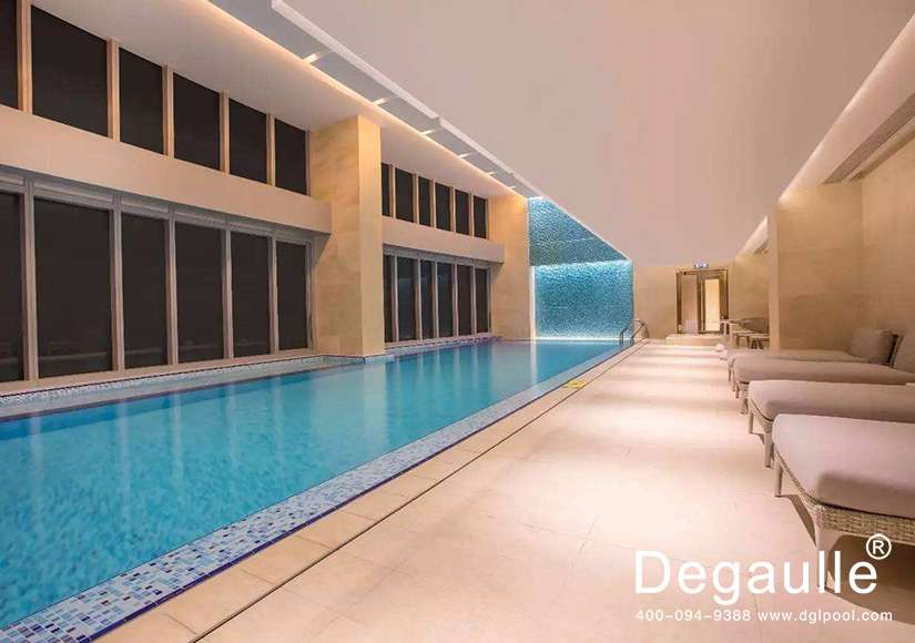 恒溫泳池設(shè)備