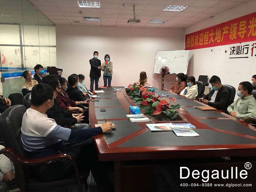 戴高樂泳池設(shè)備 戴高樂泳池設(shè)備