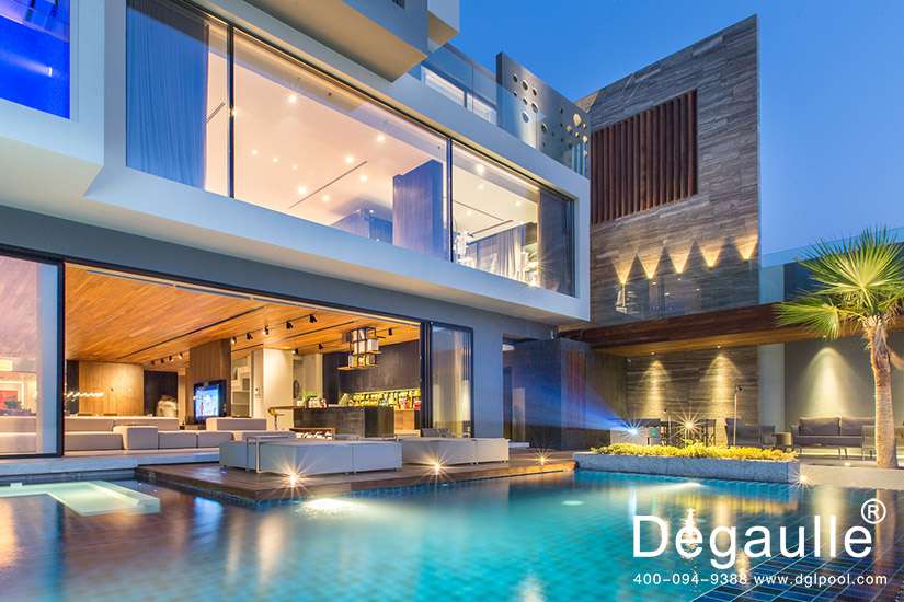 戴高樂無邊際泳池 戴高樂無邊際泳池