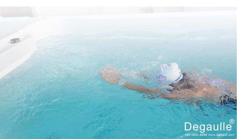 戴高樂(lè)私人無(wú)邊際泳池 戴高樂(lè)私人無(wú)邊際泳池