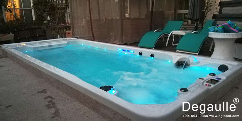 戴高樂(lè)私人無(wú)邊際游泳池 戴高樂(lè)私人無(wú)邊際游泳池