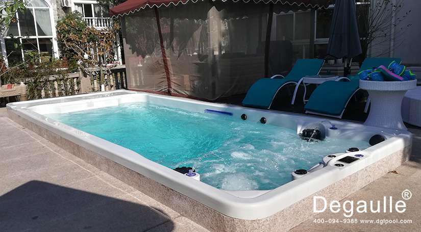 戴高樂無邊際游泳池 戴高樂無邊際游泳池