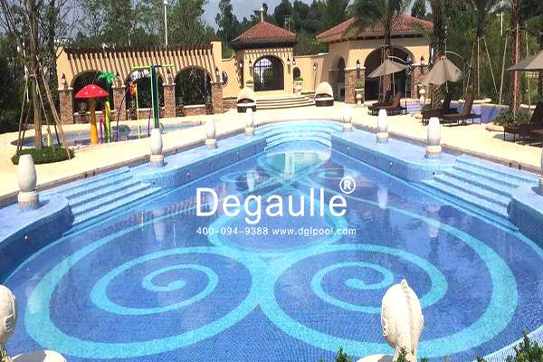 室內(nèi)無邊際泳池