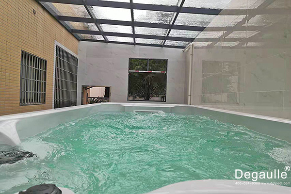 戴高樂無邊際泳池 戴高樂無邊際泳池