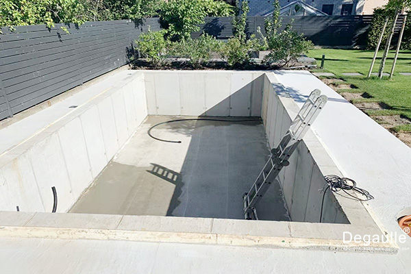 60040004.jpg 60040004.jpg